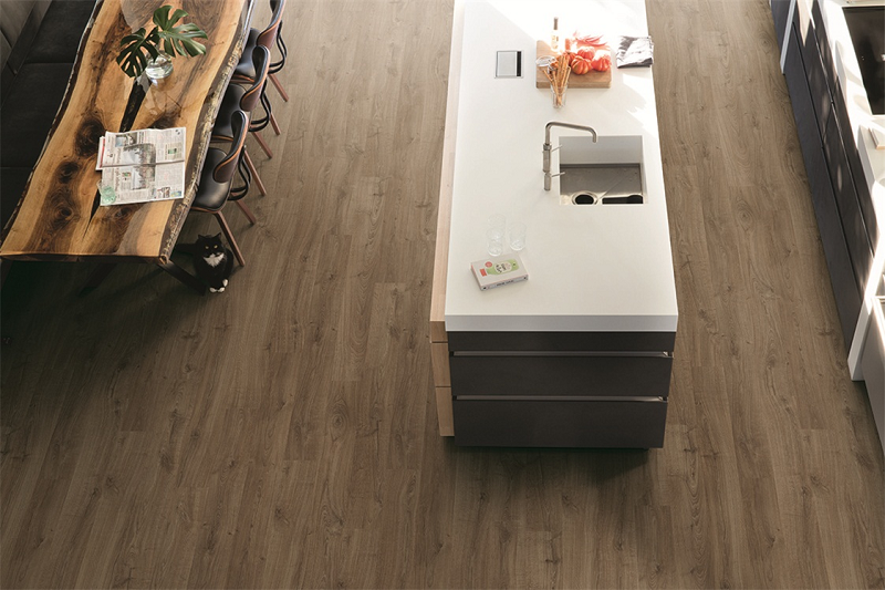 得高進(jìn)口地板，尖端創(chuàng)新，不斷“強(qiáng)化” 圖片4