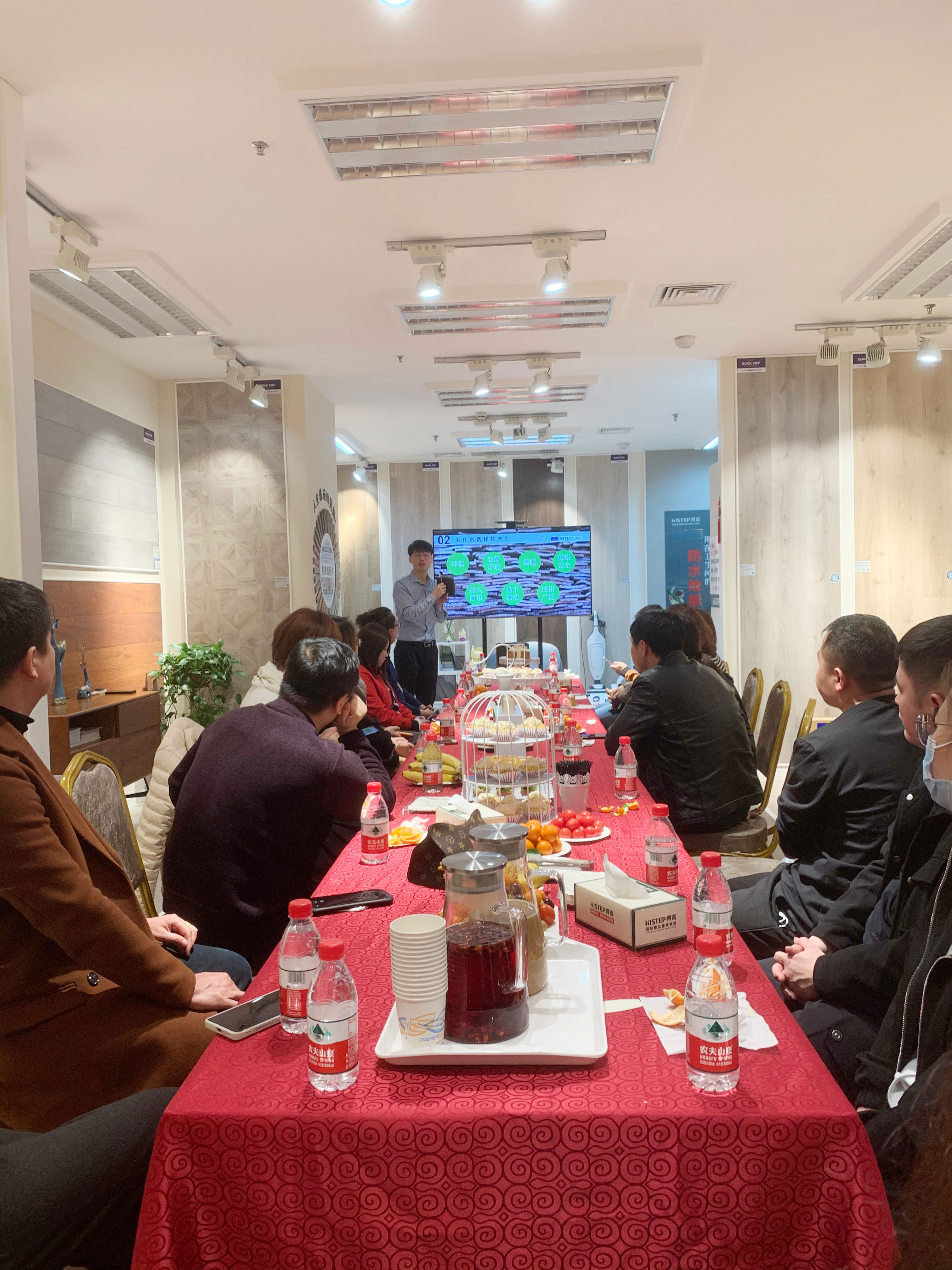 首屆新疆國際軟木文化節交流會啟動,“軟”實力硬圈粉! 16 首屆新疆國際軟木文化節交流會啟動,“軟”實力硬圈粉! 16