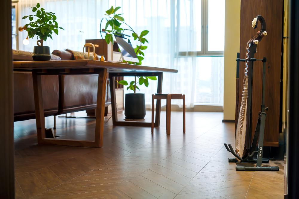 中式風新家的靈魂，居然是這塊軟木地板 圖片16